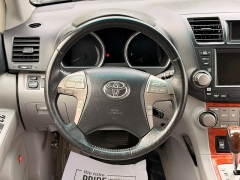 Used 2010  Toyota Highlander 4d SUV AWD Limited at Auto Finance Center near Matthews&comma; NC