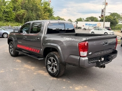 Used 2017  Toyota Tacoma Double Cab 5' Bed V6 4x2 AT &lpar;Natl&rpar; at Auto Finance Center near Matthews&comma; NC