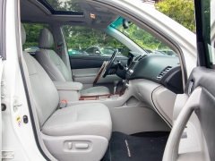 Used 2012 Toyota Highlander 4d SUV FWD Limited at Auto Finance Center of Columbia near West Columbia, SC