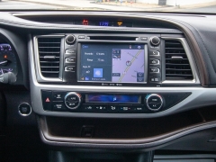 Used 2018  Toyota Highlander V6 FWD &lpar;Natl&rpar; at Auto Finance Center of Columbia near West Columbia&comma; SC