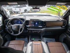 Used 2024  Chevrolet Silverado 3500HD 4WD Crew Cab 159" High Country at Auto Finance Center near Matthews&comma; NC