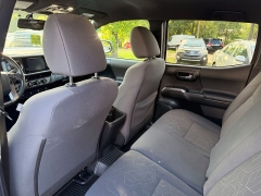 Used 2017  Toyota Tacoma Double Cab 5' Bed V6 4x4 &lpar;Natl&rpar; at Auto Finance Center near Matthews&comma; NC