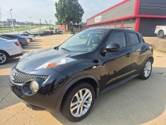 Used 2013  Nissan Juke 4d SUV AWD SL at Carrikers Auto Outlet near Oskaloosa&comma; IA