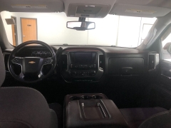 Used 2015  Chevrolet Silverado 1500 4WD Crew Cab LT at Carrikers Auto Outlet near Oskaloosa&comma; IA
