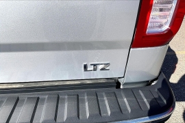 Used 2017  Chevrolet Silverado 1500 4WD Crew Cab LTZ at Carrikers Auto Outlet near Oskaloosa&comma; IA