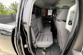 Used 2018  Chevrolet Silverado 1500 4WD Double Cab LT Z71 at Carrikers Auto Outlet near Oskaloosa&comma; IA