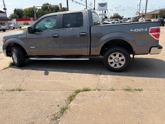 Used 2012  Ford F-150 4WD Supercrew XLT 5 1&sol;2 at Carrikers Auto Outlet near Oskaloosa&comma; IA