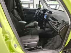 Used 2018  Jeep Renegade 4d SUV 4WD Latitude Turbo at Carrikers Auto Outlet near Oskaloosa&comma; IA