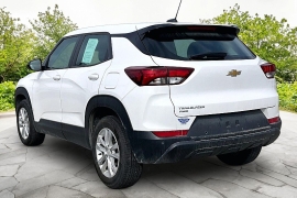 Used 2021  Chevrolet Trailblazer 4d SUV AWD LS at Carrikers Auto Outlet near Oskaloosa&comma; IA