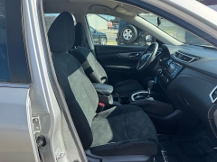 Used 2016  Nissan Rogue 4d SUV AWD S at Carrikers Auto Outlet near Oskaloosa&comma; IA