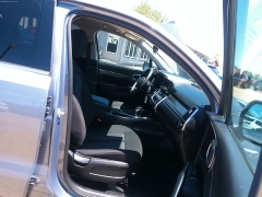 Used 2022 Kia Sorento LX FWD at Carrikers Auto Outlet near Oskaloosa, IA