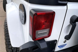 Used 2017  Jeep Wrangler Unlimited 4d Convertible Sahara at Carrikers Auto Outlet near Oskaloosa&comma; IA