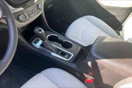 Used 2020  Chevrolet Equinox 4d SUV AWD LT w&sol;2FL at Carrikers Auto Outlet near Oskaloosa&comma; IA