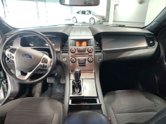 Used 2016  Ford Taurus 4d Sedan SEL V6 at Carrikers Auto Outlet near Oskaloosa&comma; IA