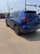 Used 2018 Nissan Rogue 4d SUV AWD SL at Carrikers Auto Outlet near Oskaloosa, IA
