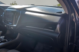 Used 2020  Chevrolet Traverse 4d SUV AWD LS w&sol;1LS at Carrikers Auto Outlet near Oskaloosa&comma; IA