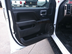 Used 2016 GMC Sierra 1500 4WD Crew Cab Denali at Carrikers Auto Outlet near Oskaloosa, IA