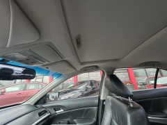 Used 2010  Honda Accord Sedan 4d EX-L Auto at Carrikers Auto Outlet near Oskaloosa&comma; IA