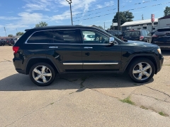 Used 2012  Jeep Grand Cherokee 4d SUV 4WD Overland at Carrikers Auto Outlet near Oskaloosa&comma; IA