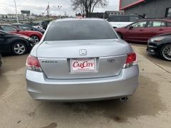 Used 2010  Honda Accord Sedan 4d EX-L Auto at Carrikers Auto Outlet near Oskaloosa&comma; IA