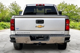 Used 2018  Chevrolet Silverado 1500 4WD Crew Cab LT at Carrikers Auto Outlet near Oskaloosa&comma; IA