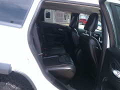 Used 2019 Jeep Cherokee 4d SUV 4WD Trailhawk 3.2L at Carrikers Auto Outlet near Oskaloosa, IA