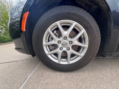 Used 2022  Chrysler Pacifica Touring L FWD at Carrikers Auto Outlet near Oskaloosa&comma; IA