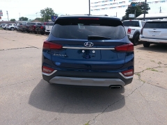 Used 2019 Hyundai Santa Fe 4d SUV FWD SE 2.4L at Carrikers Auto Outlet near Oskaloosa, IA