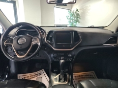 Used 2017  Jeep Cherokee 4d SUV 4WD Limited V6 High Altitude at Carrikers Auto Outlet near Oskaloosa&comma; IA
