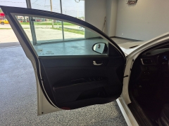 Used 2018  Kia Optima 4d Sedan LX at Carrikers Auto Outlet near Oskaloosa&comma; IA