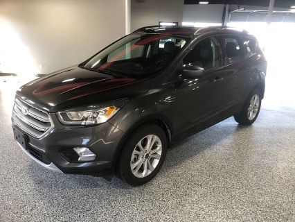 Used 2018 Ford Escape 4d SUV 4WD SEL at Carrikers Auto Outlet near Oskaloosa, IA