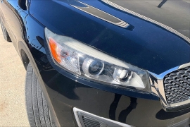 Used 2016  Kia Sorento 4d SUV AWD LX at Carrikers Auto Outlet near Oskaloosa&comma; IA