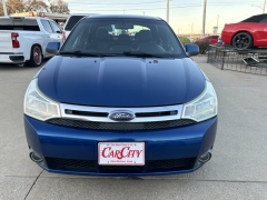 2009 Ford Focus 4d Sedan SES at Carrikers Auto Outlet near Oskaloosa&comma; IA