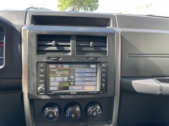 Used 2012  Jeep Liberty 4d SUV 4WD Sport Arctic at Carrikers Auto Outlet near Oskaloosa&comma; IA