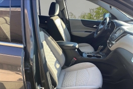 Used 2020  Chevrolet Equinox 4d SUV AWD LT w&sol;2FL at Carrikers Auto Outlet near Oskaloosa&comma; IA