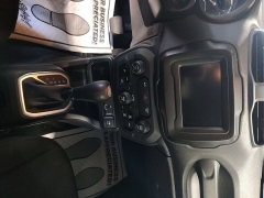 Used 2019  Jeep Renegade 4d SUV 4WD Latitude Altitude at Carrikers Auto Outlet near Oskaloosa&comma; IA