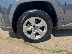 Used 2020  Toyota RAV4 Hybrid 4d SUV AWD XLE &ast;Ltd Avail&ast; at Carrikers Auto Outlet near Oskaloosa&comma; IA
