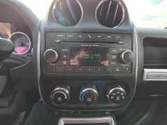 Used 2014 Jeep Compass 4d SUV 4WD Sport at Carrikers Auto Outlet near Oskaloosa, IA