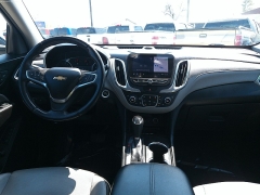 Used 2020 Chevrolet Equinox 4d SUV AWD Premier w/1LZ at Carrikers Auto Outlet near Oskaloosa, IA