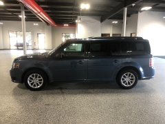 Used 2018  Ford Flex 4d SUV FWD SE at Carrikers Auto Outlet near Oskaloosa&comma; IA