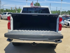 Used 2020  Chevrolet Silverado 1500 4WD Crew Cab LTZ at Carrikers Auto Outlet near Oskaloosa&comma; IA