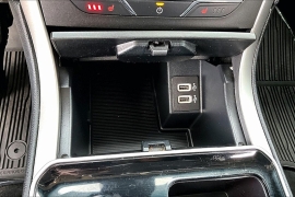 Used 2019  Ford Edge 4d SUV AWD SEL at Carrikers Auto Outlet near Oskaloosa&comma; IA