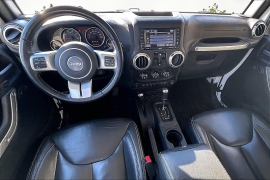 Used 2016  Jeep Wrangler Unlimited 4d Convertible Rubicon at Carrikers Auto Outlet near Oskaloosa&comma; IA
