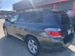 Used 2012  Toyota Highlander 4d SUV AWD Limited at Carrikers Auto Outlet near Oskaloosa&comma; IA