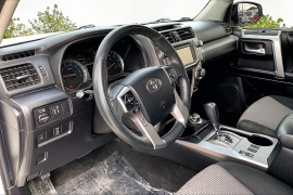 Used 2017  Toyota 4Runner 4d SUV 4WD SR5 at Carrikers Auto Outlet near Oskaloosa&comma; IA