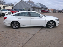 Used 2018 Honda Accord Sedan 4d EX-L 2.0T w/Navigation at Carrikers Auto Outlet near Oskaloosa, IA