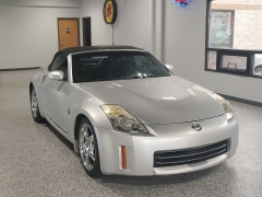 Used 2007  Nissan 350Z 2dr Roadster Auto Touring at Carrikers Auto Outlet near Oskaloosa&comma; IA