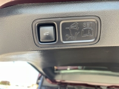 Used 2019 Lincoln Navigator 4d SUV 4WD Reserve at Carrikers Auto Outlet near Oskaloosa, IA