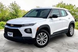  2021 Chevrolet Trailblazer 4d SUV AWD LS at Carrikers Auto Outlet near Oskaloosa&comma; IA