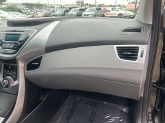 Used 2013  Hyundai Elantra 4d Sedan GLS Auto at Carrikers Auto Outlet near Oskaloosa&comma; IA